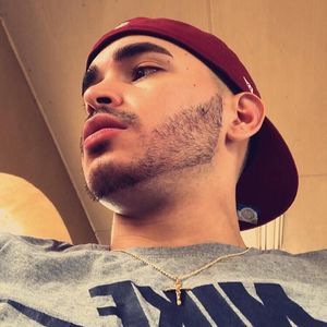 Meet your Posher, Angel